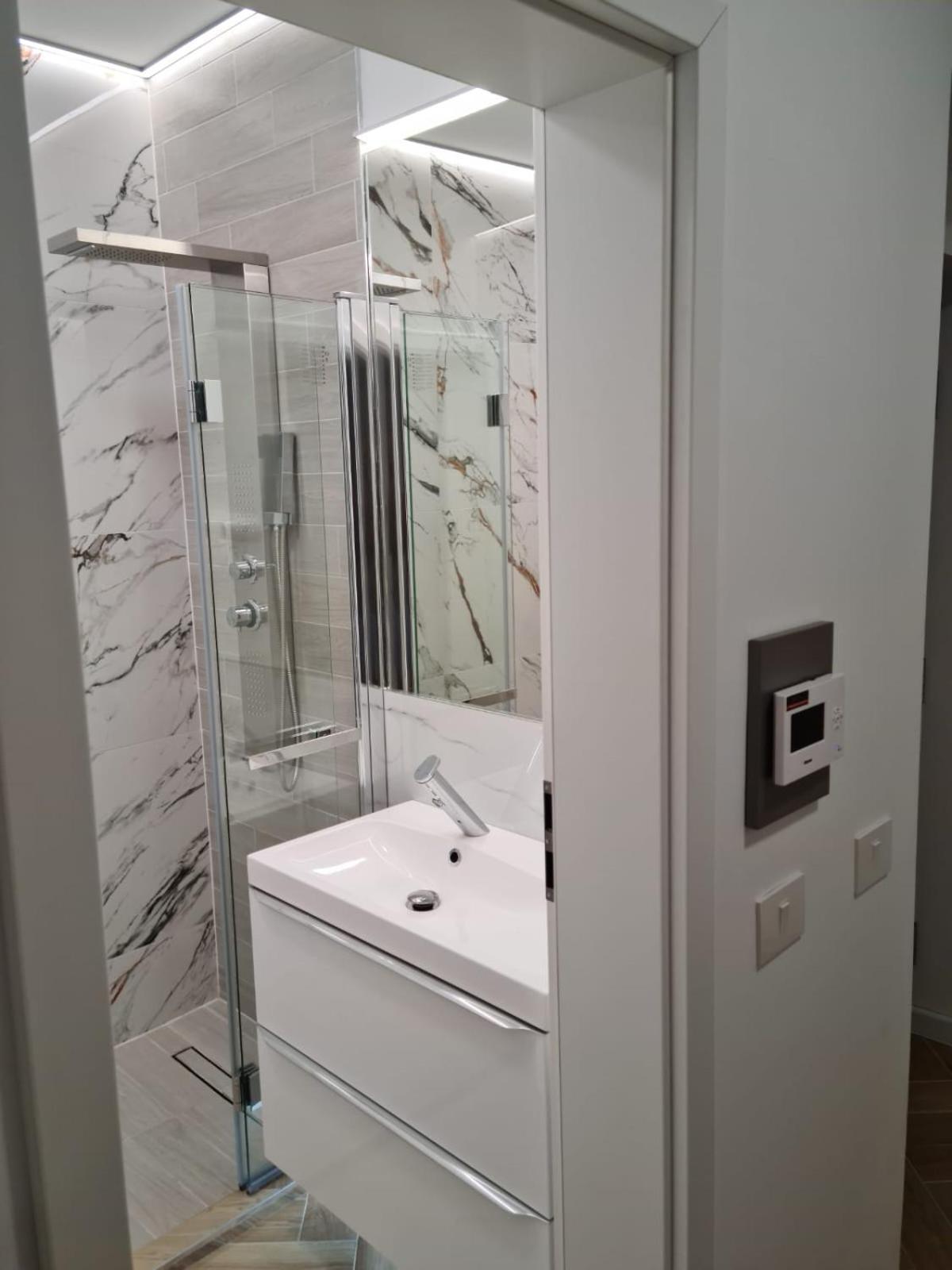Apartament In Complex Rezidential In Oradeaアパートメント エクステリア 写真